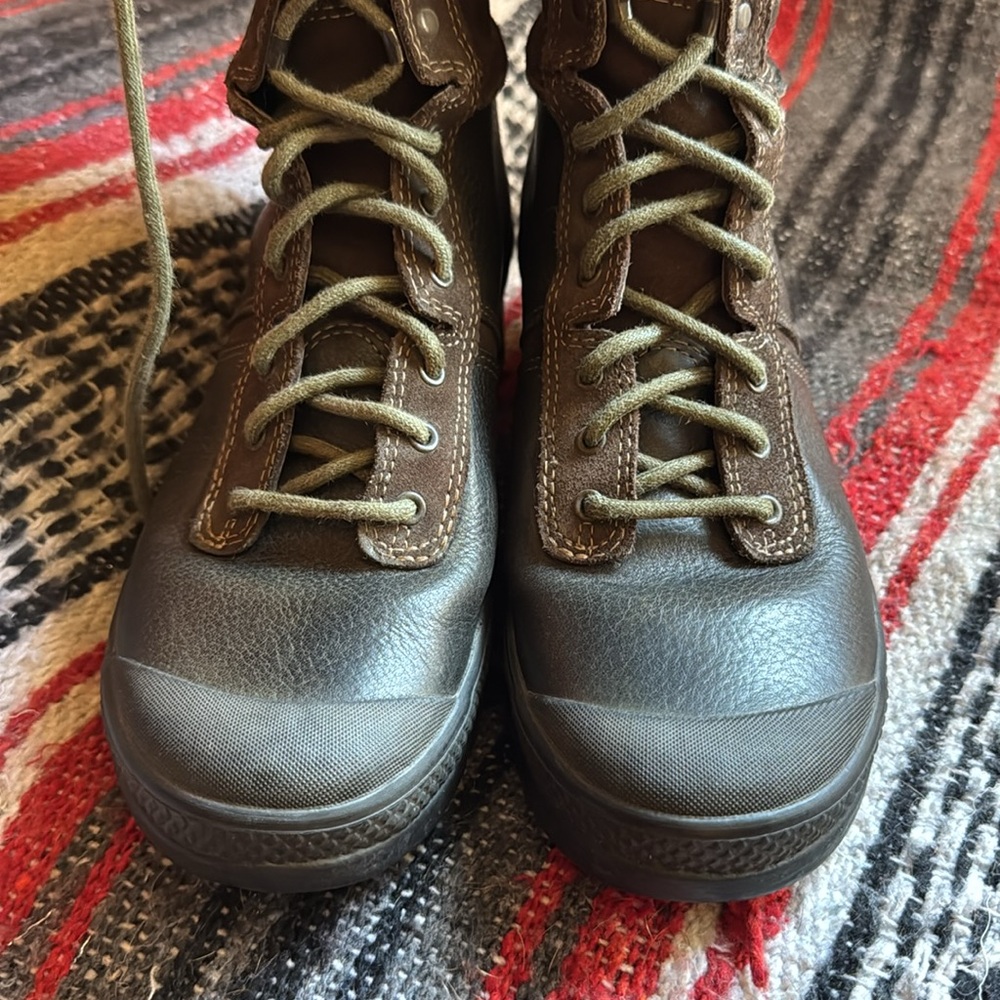 Palladium Boot - Picture 7 of 9